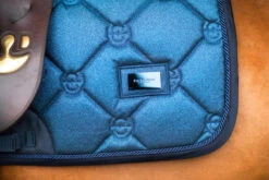Equestrian Stockholm Jump Saddle Pad Blue Meadow Glimmer -Equestrian Club 22blue meadow jumping saddle pad hoppschabrak springschabrack spring zadeldekje on1 1