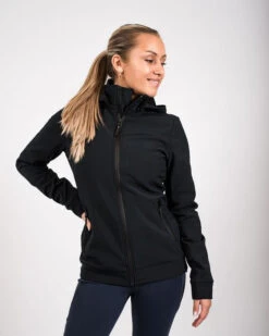 Fager Clara Softshell Jacket Navy -Equestrian Club Clara jacket 540x 0bffd894 78bf 4564 ab61 4da9acd1e271