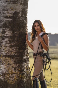 PS Of Sweden Minna Sleeveless Polo Shirt Sand 9 PS Of Sweden Minna Sleeveless Polo Shirt Sand -Equestrian Club DSC 7529 1