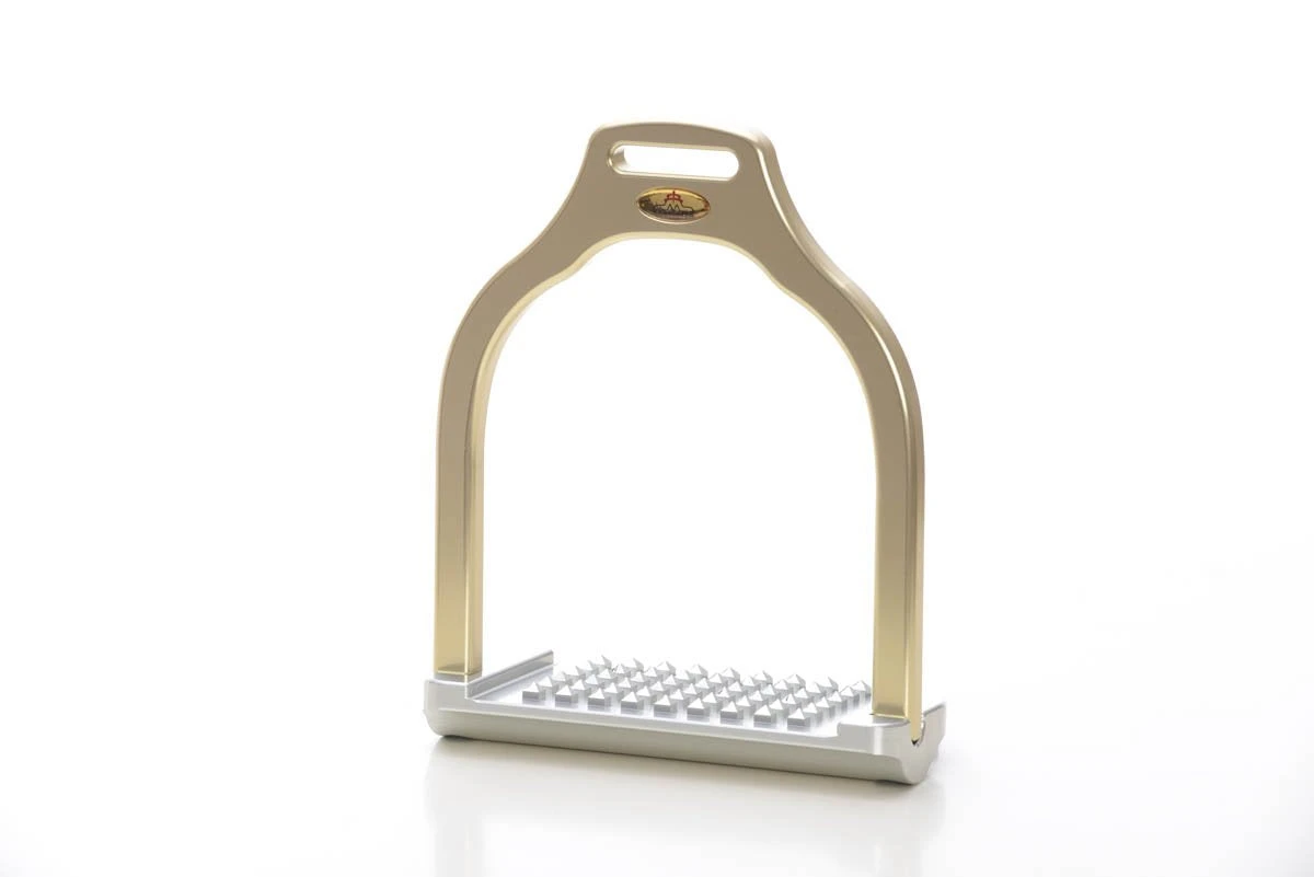 Makebe Wave Stirrups Champagne 1 Makebe Wave Stirrups Champagne