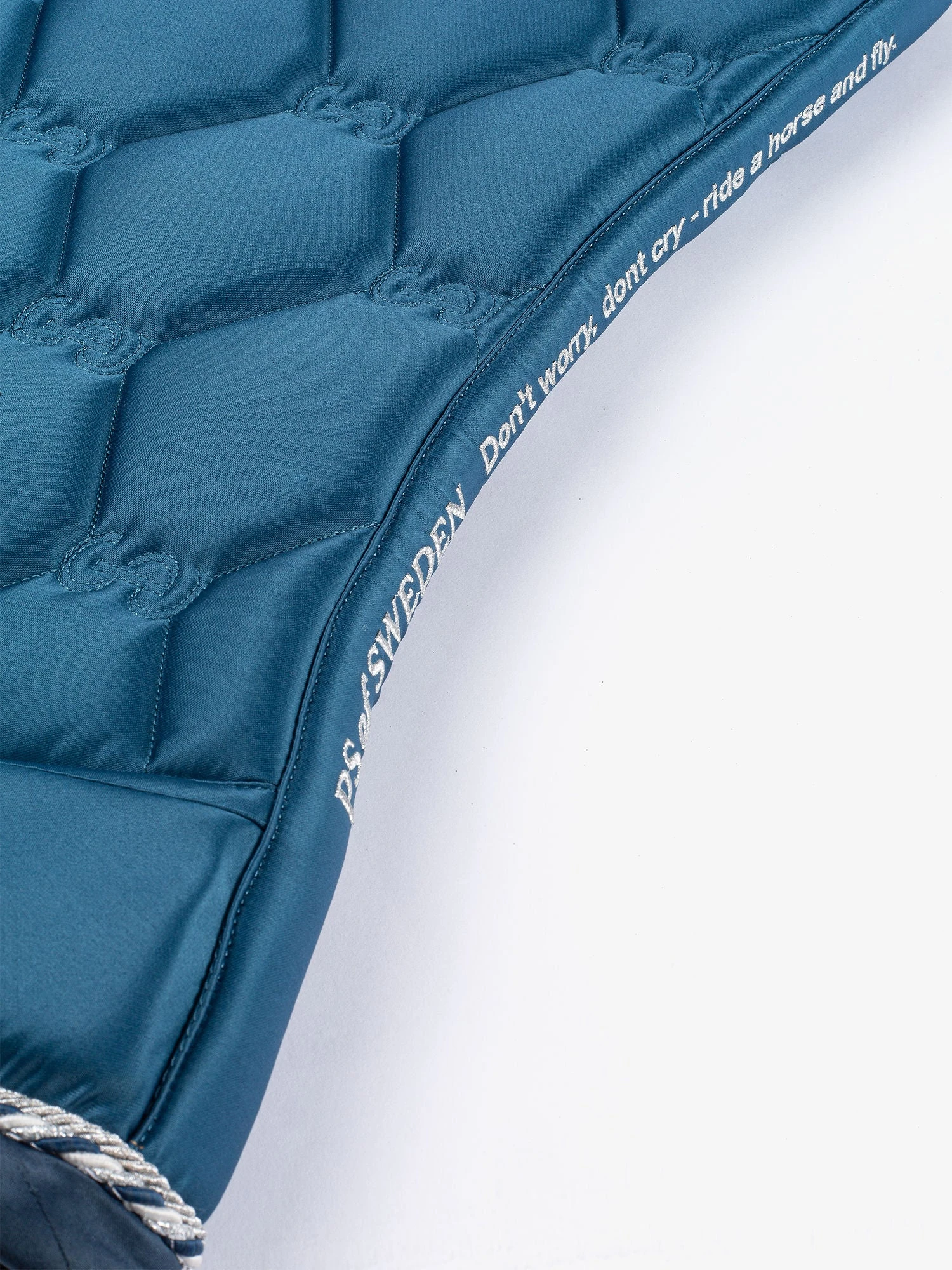 PS Of Sweden Signature Jump Saddle Pad Mirage Blue 2 PS Of Sweden Signature Jump Saddle Pad Mirage Blue - Image 2