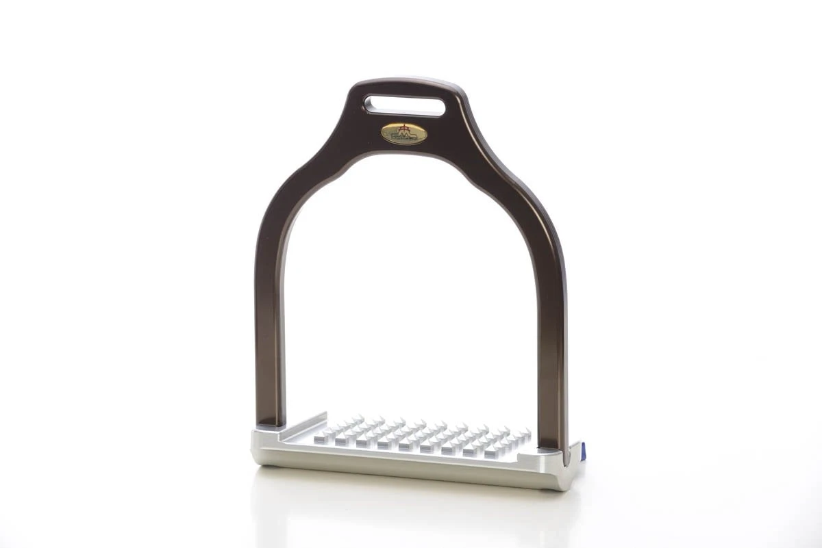 Makebe Wave Stirrups Chocolate 1 Makebe Wave Stirrups Chocolate