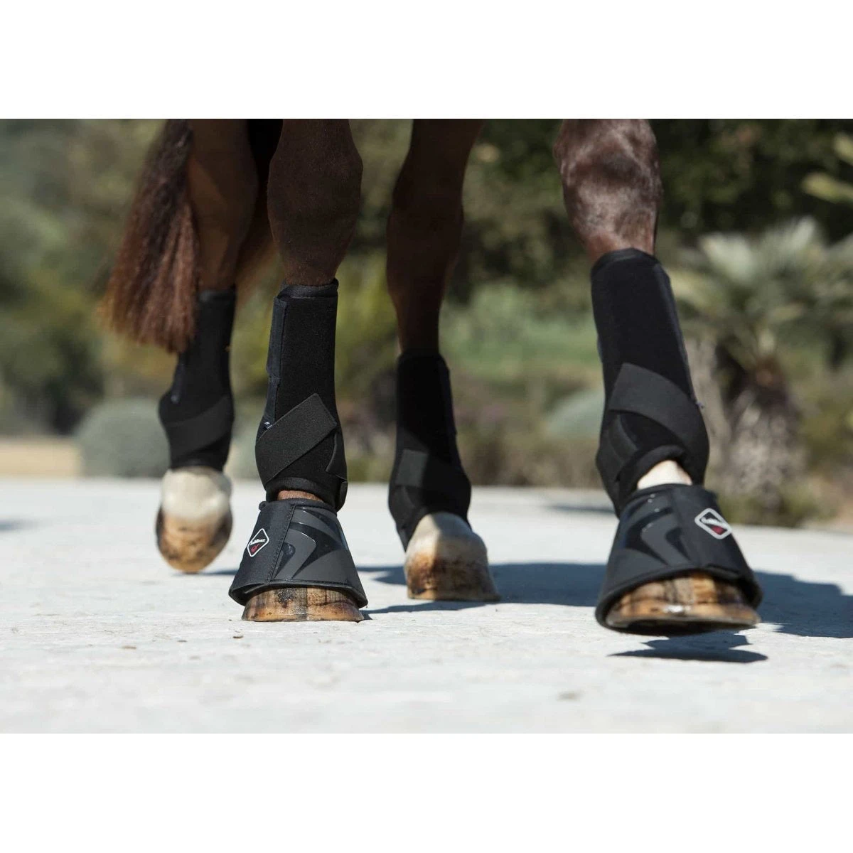 LeMieux Ultra Support Boots Black 2 LeMieux Ultra Support Boots Black - Image 2