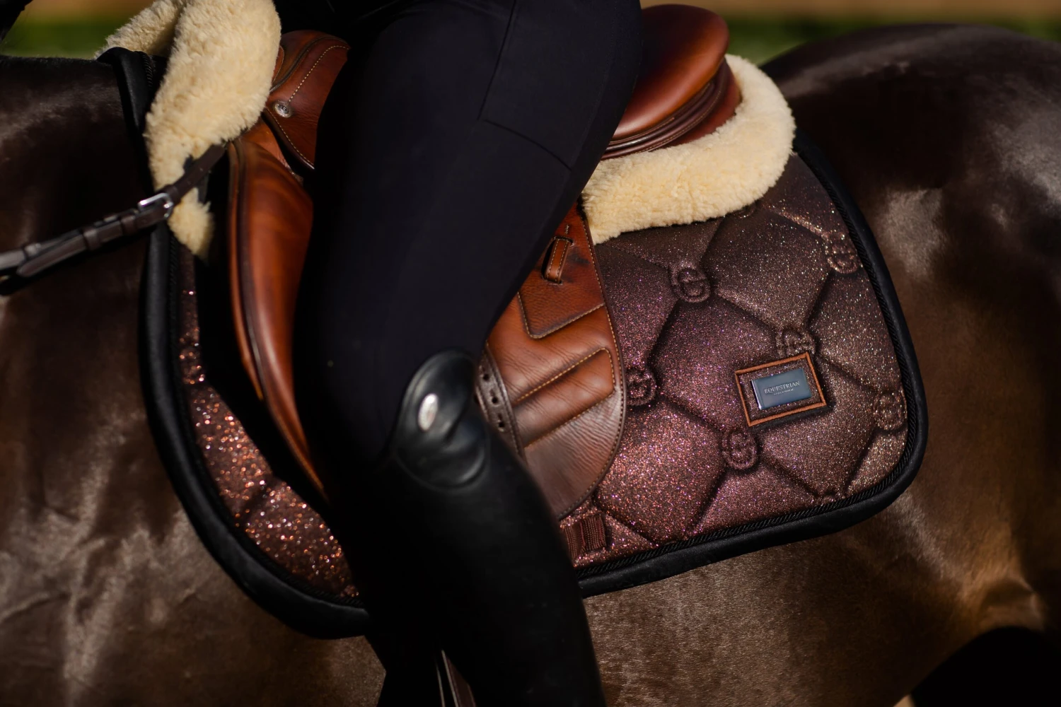 Equestrian Stockholm Jump Saddle Pad Mahogany Glimmer 2 Equestrian Stockholm Jump Saddle Pad Mahogany Glimmer - Image 2