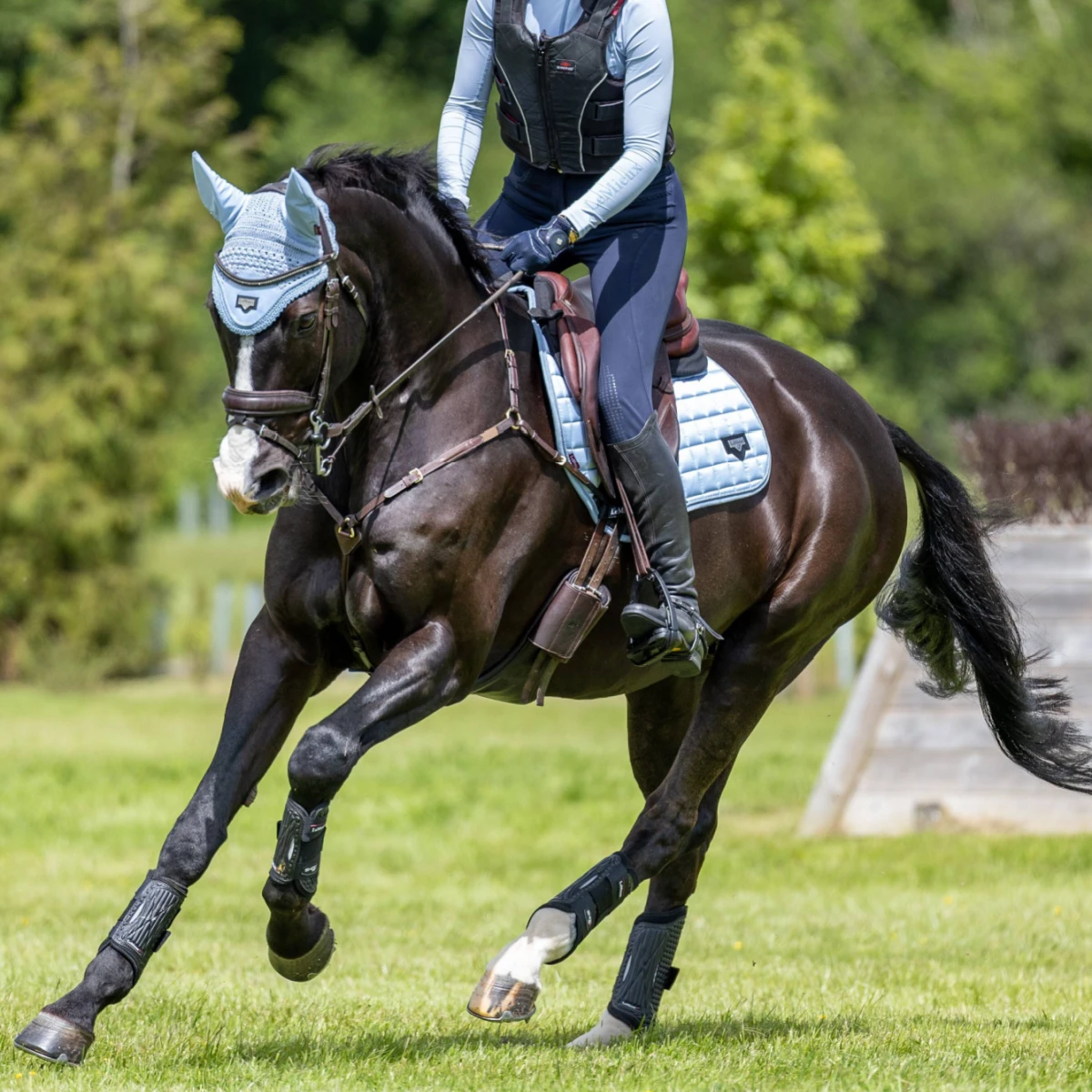 LeMieux Loire Classic Jump Saddle Pad Mist 2 LeMieux Loire Classic Jump Saddle Pad Mist - Image 2